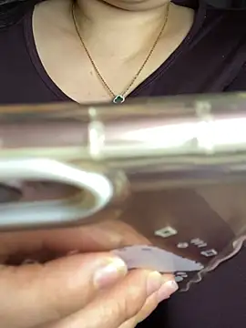 Julibeng online show from December 12, 5:15 pm