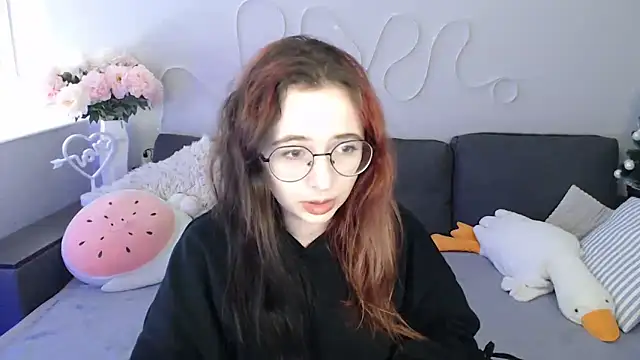 Mini Diva online show from March 4, 9:15 am