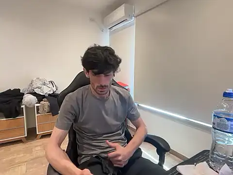 nicolaaaaas online show from October 19, 2:50 pm