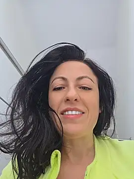 lovewildguy1 online show from April 21, 6:09 am