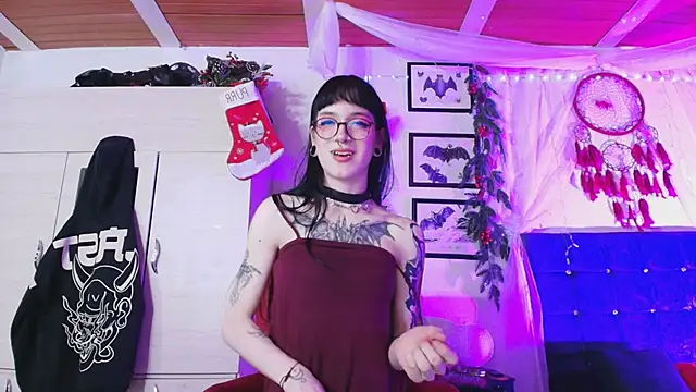 bathory vamps online show from December 15, 3:22 am