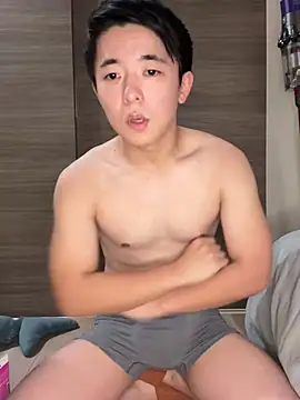 Snapshot of Ken_jp chatting on December 8, 10:03 pm Ken jp online show from December 8, 10:03 pm