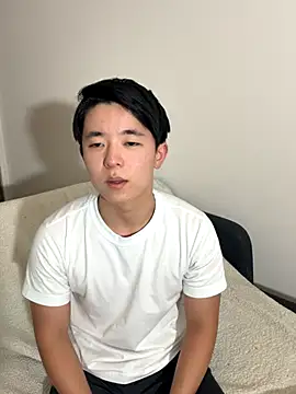 Snapshot of Ken_jp chatting on November 24, 1:33 pm Ken jp online show from November 24, 1:33 pm