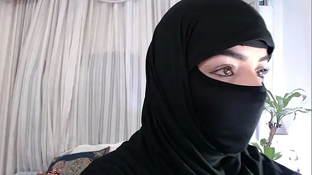 Uzra hayed online show from September 24, 7:39 pm