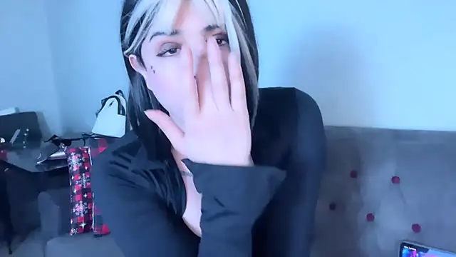 Arab tgirl online show from May 22, 10:37 pm