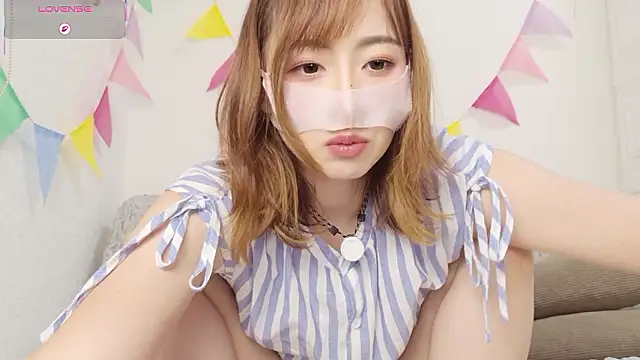 Snapshot of A33-asami chatting on June 20, 1:30 am A33-asami online show from June 20, 1:30 am