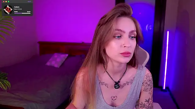Snapshot of Kamila_icee chatting on June 20, 9:28 pm Kamila icee online show from June 20, 9:28 pm