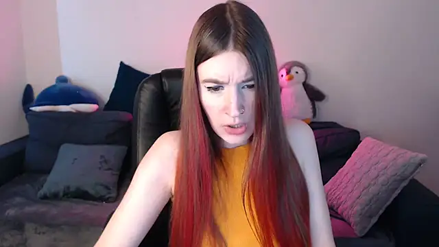 Snapshot of Brocards chatting on December 16, 9:03 am Brocards online show from December 16, 9:03 am