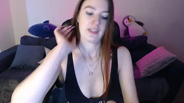 Snapshot of Brocards chatting on March 22, 9:13 am Brocards online show from March 22, 9:13 am