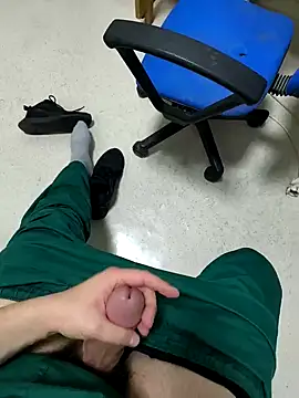 onbifeet online show from February 26, 8:11 pm