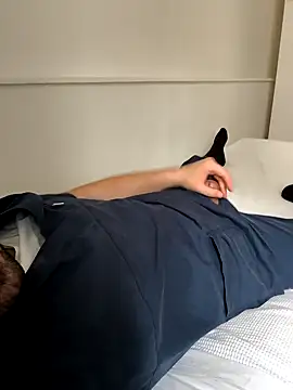 onbifeet online show from March 2, 1:27 pm