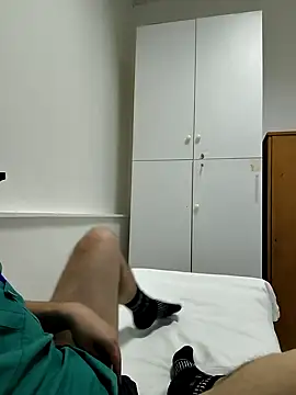 onbifeet online show from March 5, 3:29 pm