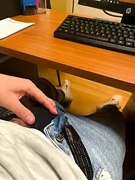 onbifeet online show from March 11, 5:46 pm