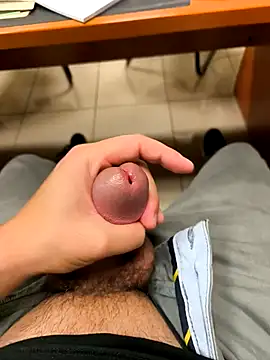 onbifeet online show from November 6, 5:36 pm