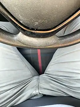 onbifeet online show from December 2, 2:12 pm