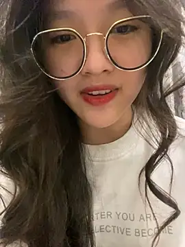 Krixxi22 online show from December 24, 3:47 pm