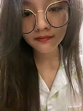 Krixxi22 online show from March 10, 2:59 pm