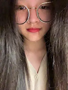 Krixxi22 online show from February 10, 7:40 pm