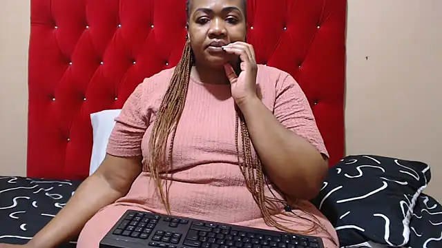 MIGHTYASSS online show from November 14, 6:56 am