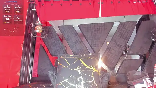 Taylor-hardcore online show from February 28, 5:37 pm