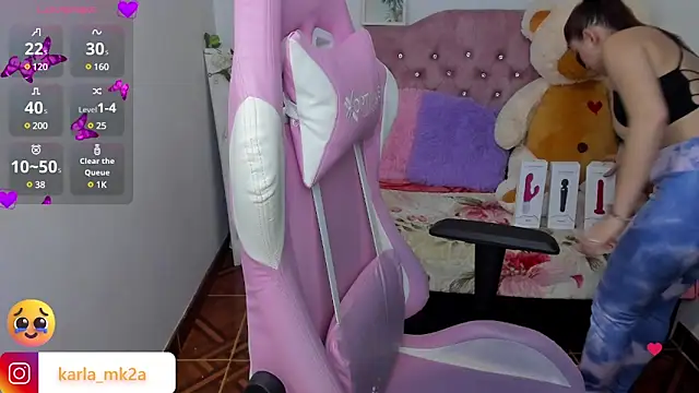 Snapshot of karla_cute01 chatting on March 4, 5:11 am karla cute01 online show from March 4, 5:11 am