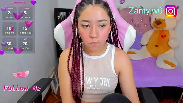 Snapshot of karla_cute01 chatting on October 3, 5:15 am karla cute01 online show from October 3, 5:15 am