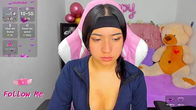 Snapshot of karla_cute01 chatting on October 17, 8:39 am karla cute01 online show from October 17, 8:39 am