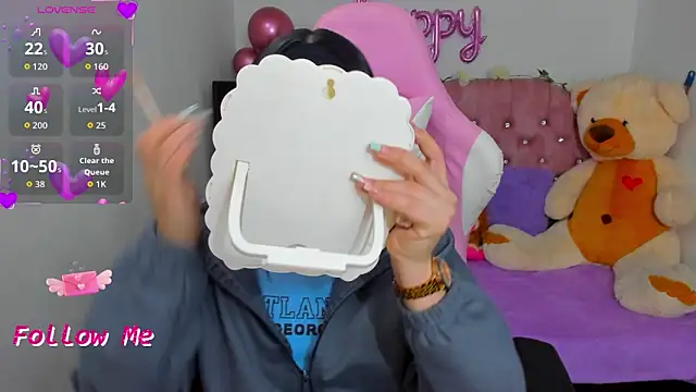 Snapshot of karla_cute01 chatting on October 18, 8:04 am karla cute01 online show from October 18, 8:04 am