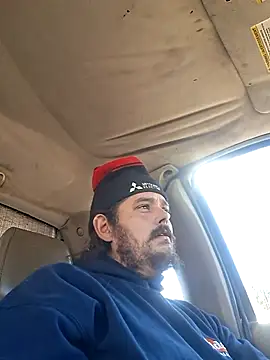 Snapshot of daddysmalldick502 chatting on November 3, 4:30 pm daddysmalldick502 online show from November 3, 4:30 pm