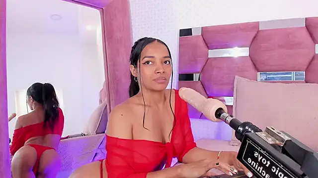 Snapshot of Daliana_Beck chatting on February 8, 8:32 pm Daliana Beck online show from February 8, 8:32 pm