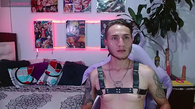 yuliet tayler7 online show from February 18, 1:43 am