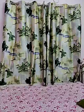 Natasha-143 online show from November 18, 7:18 pm