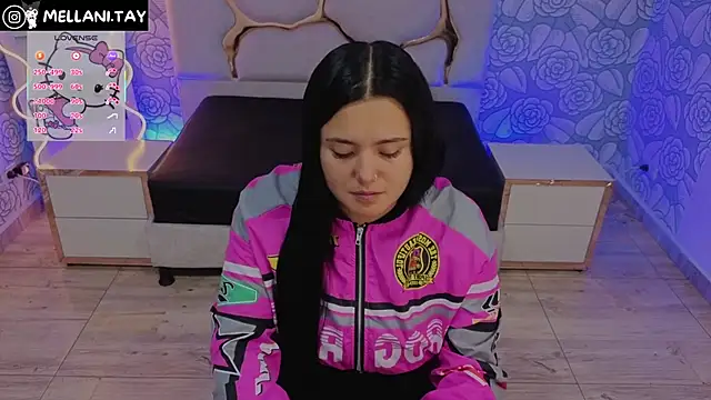 Snapshot of Mellani_tay chatting on November 5, 3:17 am Mellani tay online show from November 5, 3:17 am