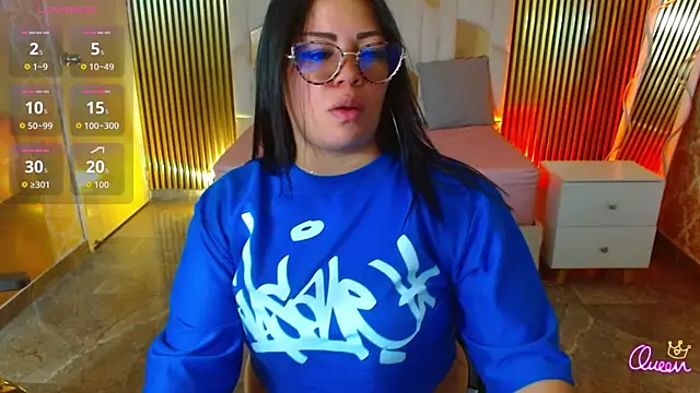 martinna tay online show from April 22, 3:20 am