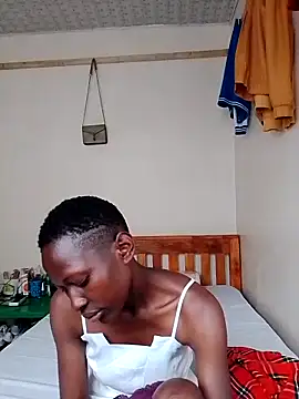 LOVELY-2BERRY online show from December 4, 5:27 am