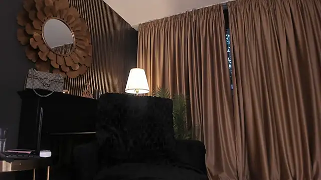 Snapshot of LovingBlondie chatting on July 24, 2:53 am LovingBlondie online show from July 24, 2:53 am
