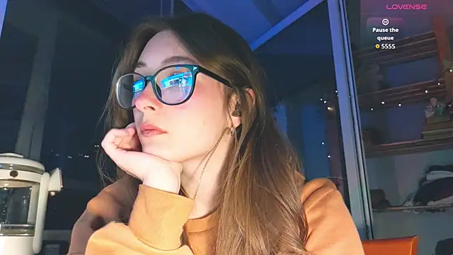 monlight  dana online show from April 20, 6:53 pm