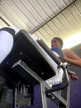 Berry Bans online show from November 21, 5:44 pm