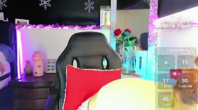 Snapshot of mariana_scott__ chatting on February 13, 10:43 pm mariana scott online show from February 13, 10:43 pm