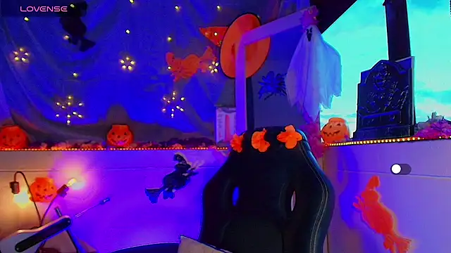 Snapshot of mariana_scott__ chatting on October 18, 10:32 pm mariana scott online show from October 18, 10:32 pm