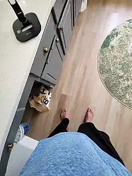 theclubist111 online show from February 10, 4:47 pm