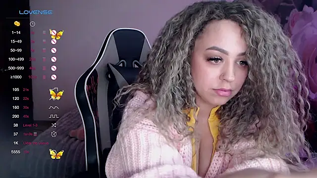  Just a queen 3 online show from February 15, 9:27 am