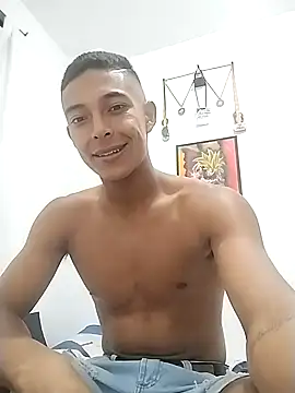 Demiansteven2 online show from February 11, 3:29 am