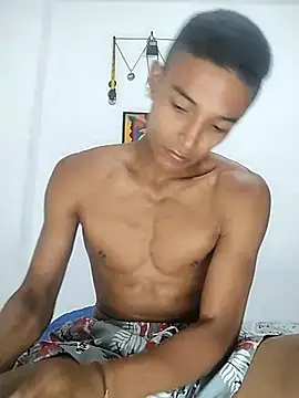 Demiansteven2 online show from February 17, 10:36 pm