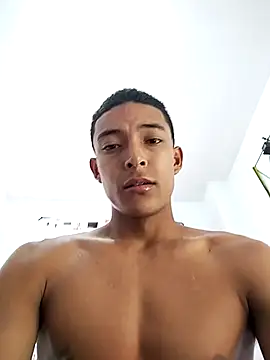 Demiansteven2 online show from February 9, 5:17 pm