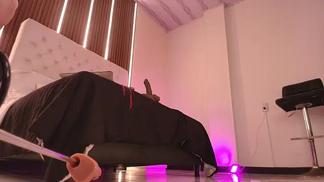 sweetty paulina online show from December 13, 7:53 pm