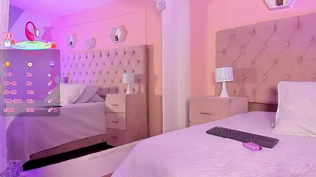 CandyMeyerss  online show from March 23, 12:04 am