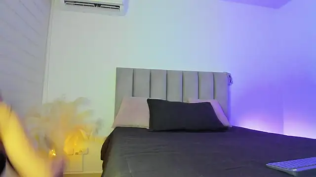CandyMeyerss  online show from June 24, 5:39 am