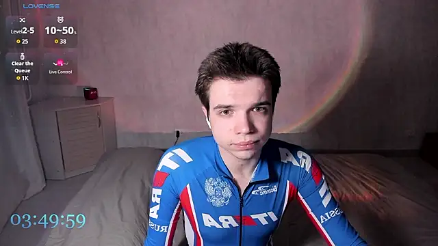 Snapshot of tailer_ chatting on March 14, 8:47 pm tailer online show from March 14, 8:47 pm