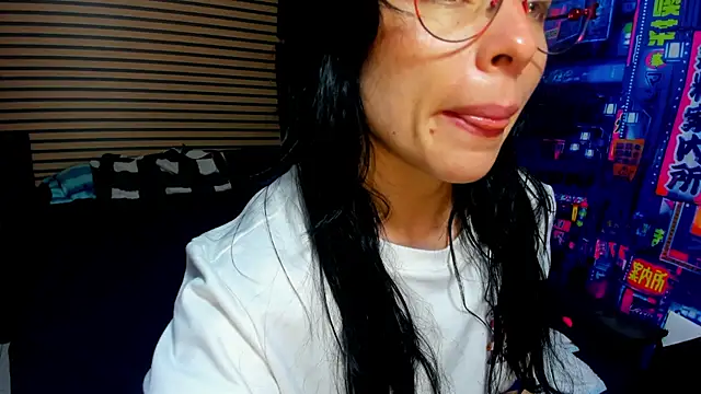 rosse 2504 online show from March 13, 1:18 pm